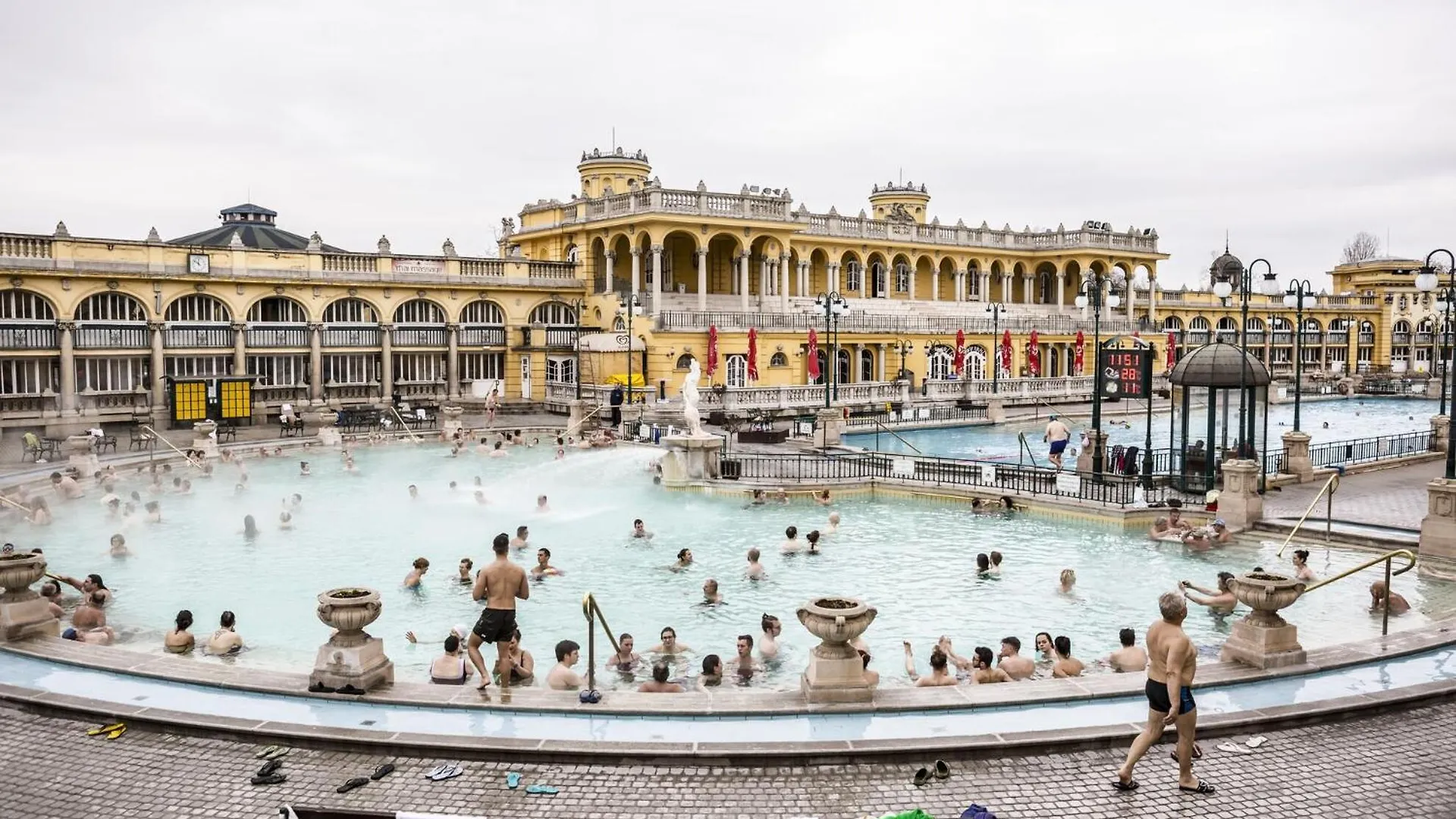 Little Americas Concert Hall Apartments Budapest